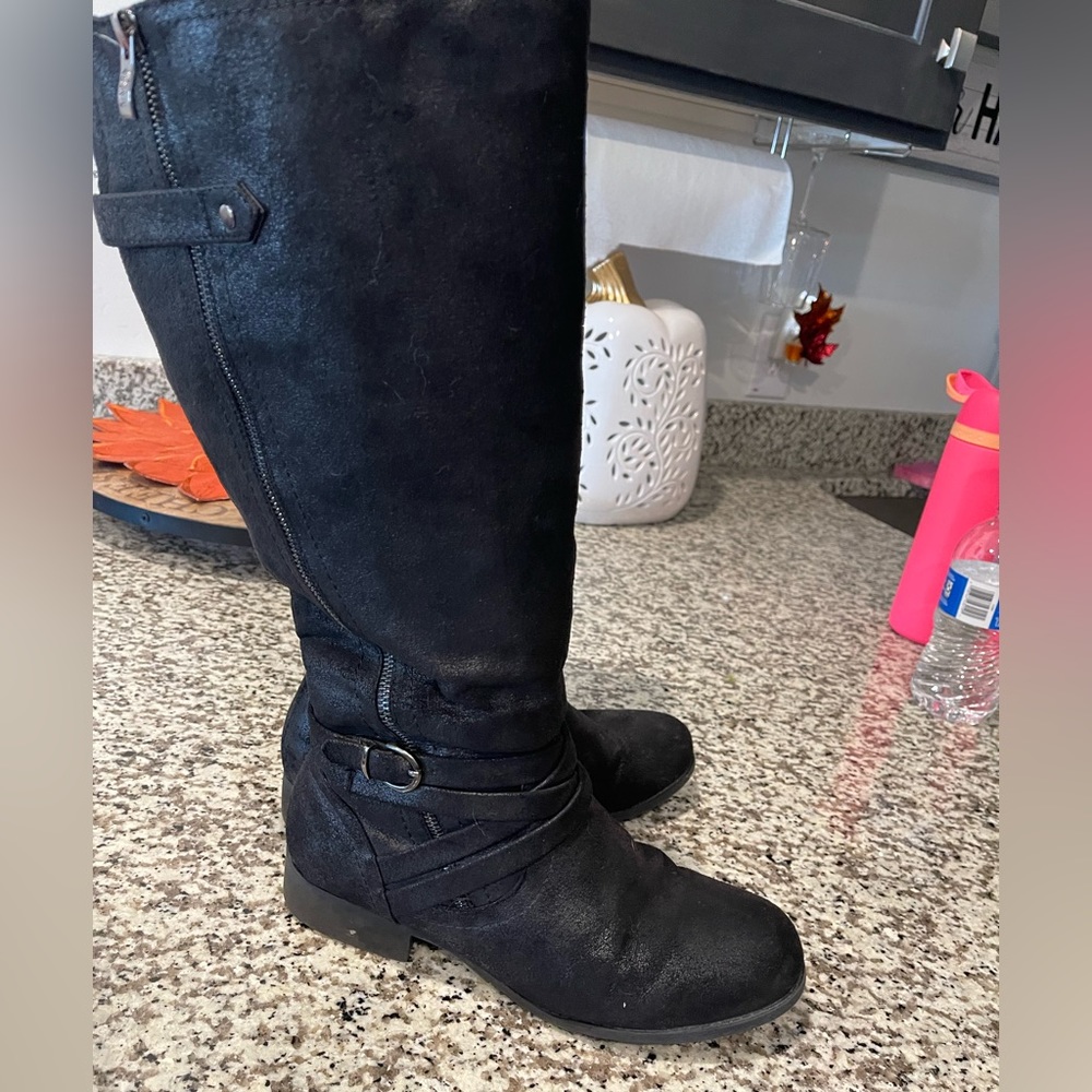 8 1/2 Wide calf suede type black tall boots